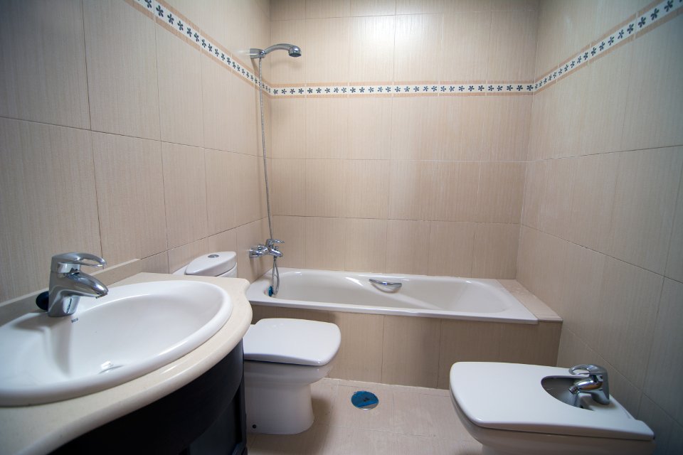 Calle Miguel Servet 8, Roquetas de Mar, Almería 04740, 4 Habitaciones Habitaciones, ,2 BathroomsBathrooms,Vivienda,Vendida,Jardines de la avenida,Calle Miguel Servet,1039